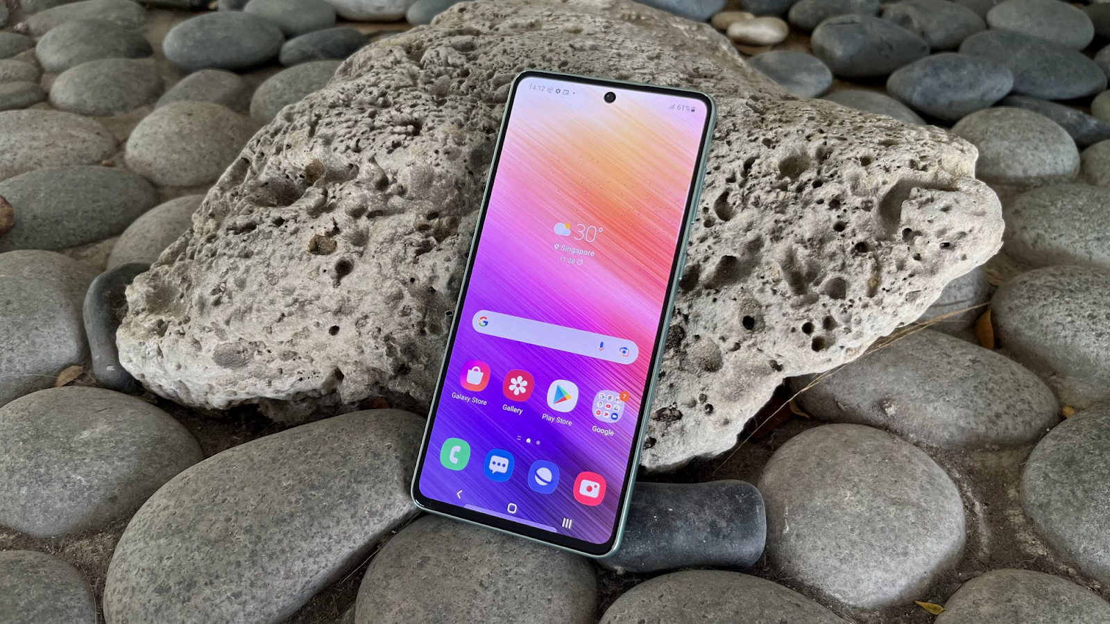 Galaxy A73 — «среднебюджетник» с премиальными возможностями