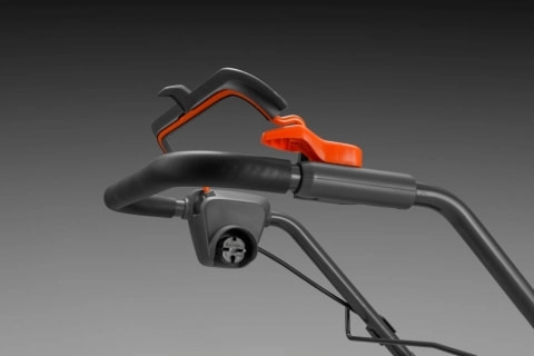 Central cutting height adjustment