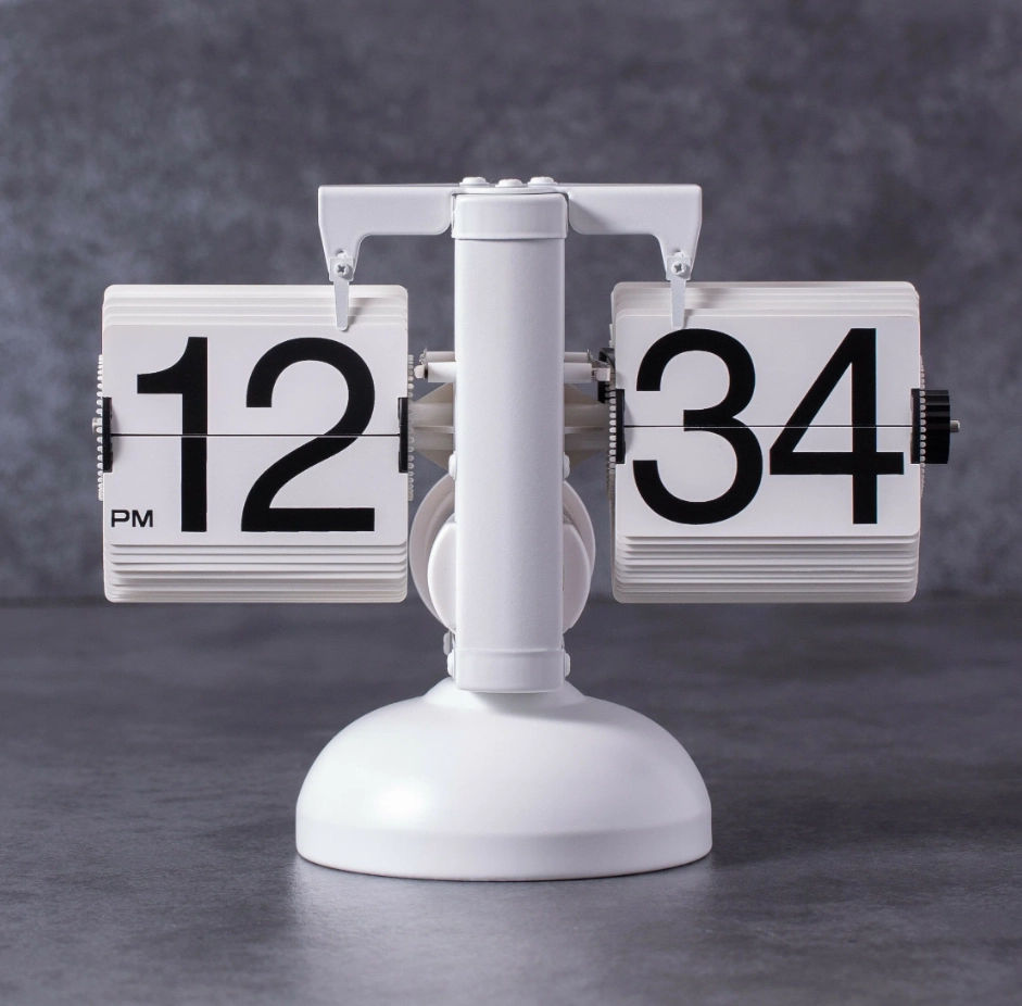 Классические перекидные часы Flip Matt ST0356 (White) онлайн