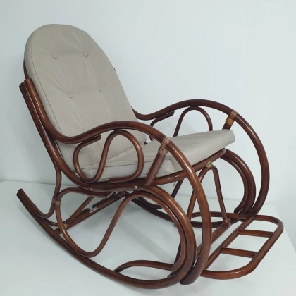 Кресло-качалка из натурального ротанга (темное дерево, серая ткань)