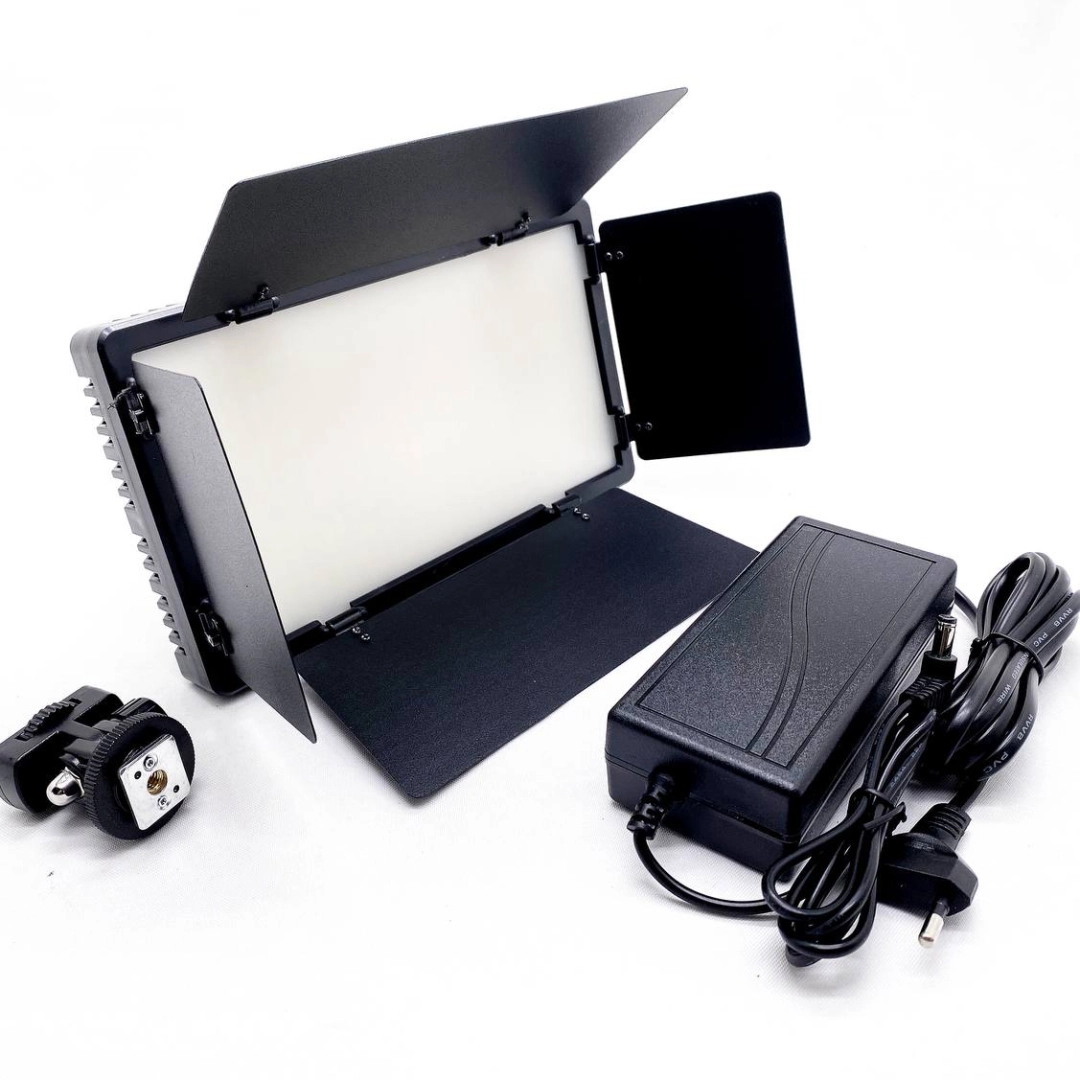 Pro LED 600 video va fotosurat uchun chiroq