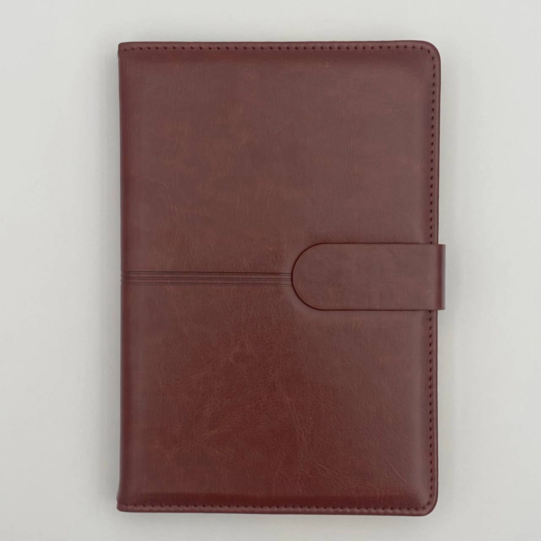 коричневый