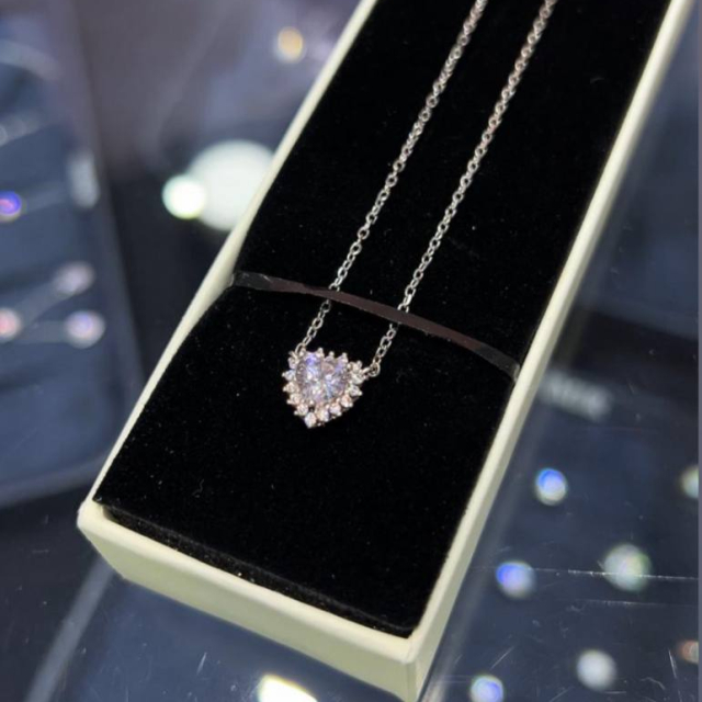 Цепочка с кулоном